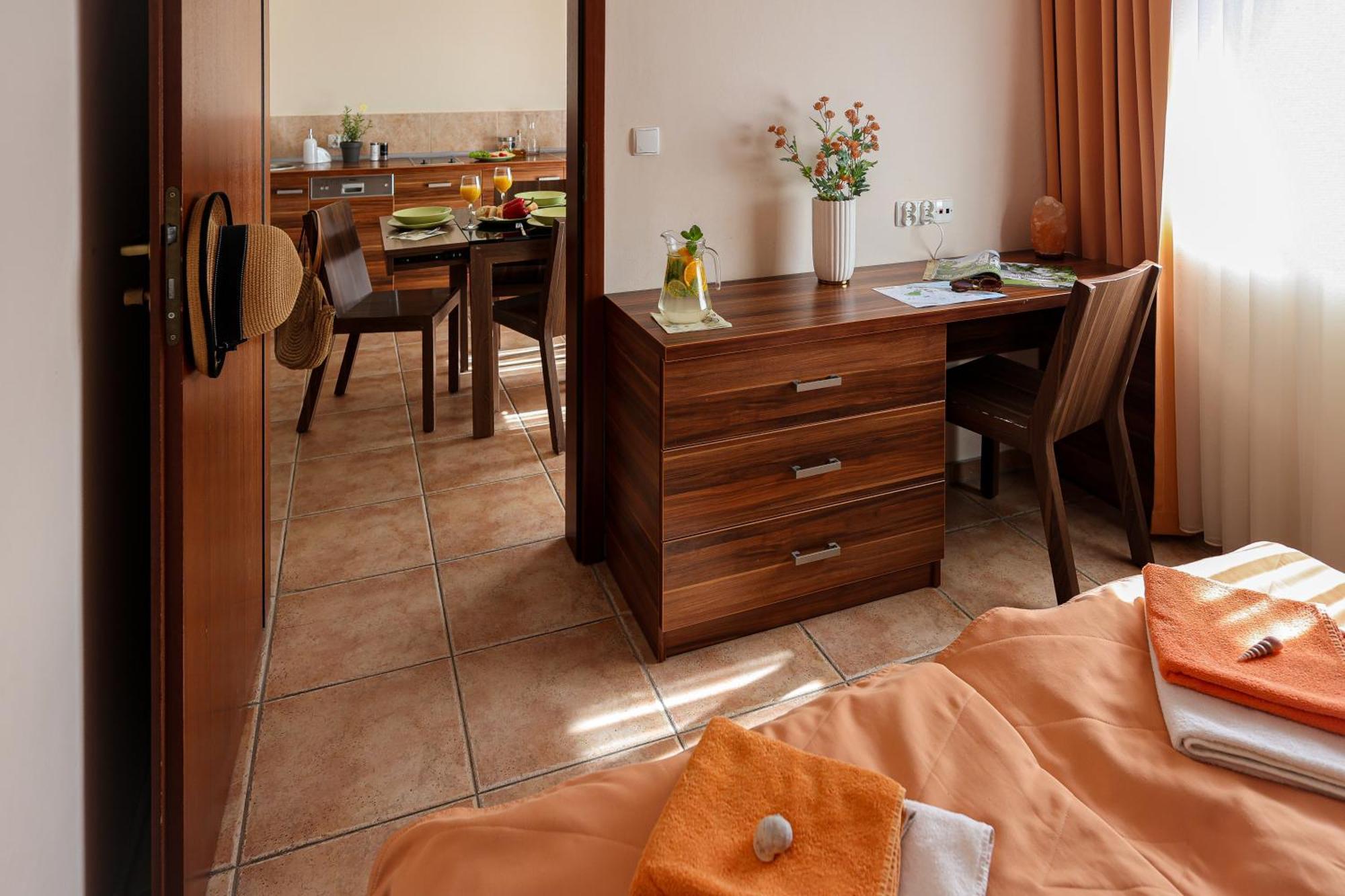 Amelia Apartamenty - Sala Zabaw, 2 Sypialnie, Garaz Podziemny Wladyslawowo Ngoại thất bức ảnh